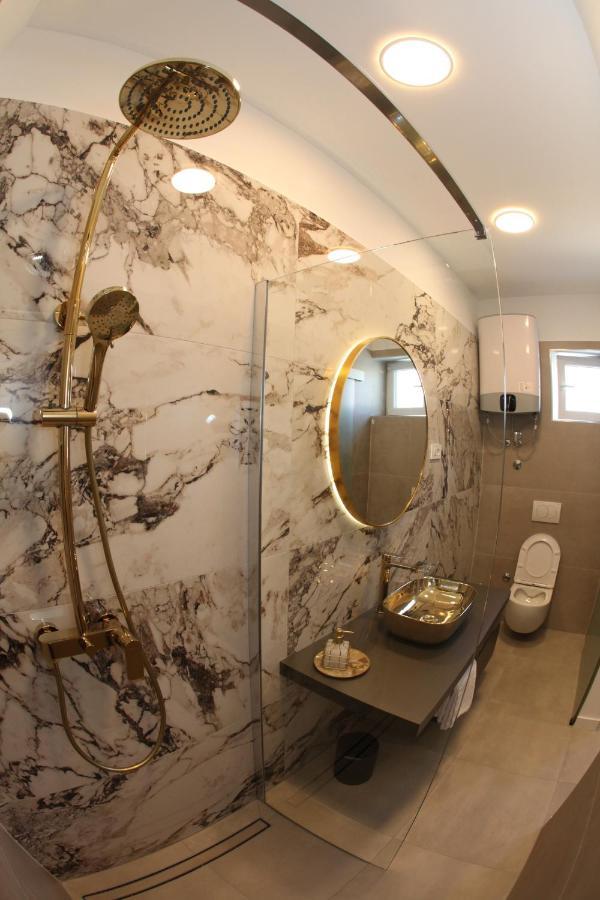 & Iris Appartement *